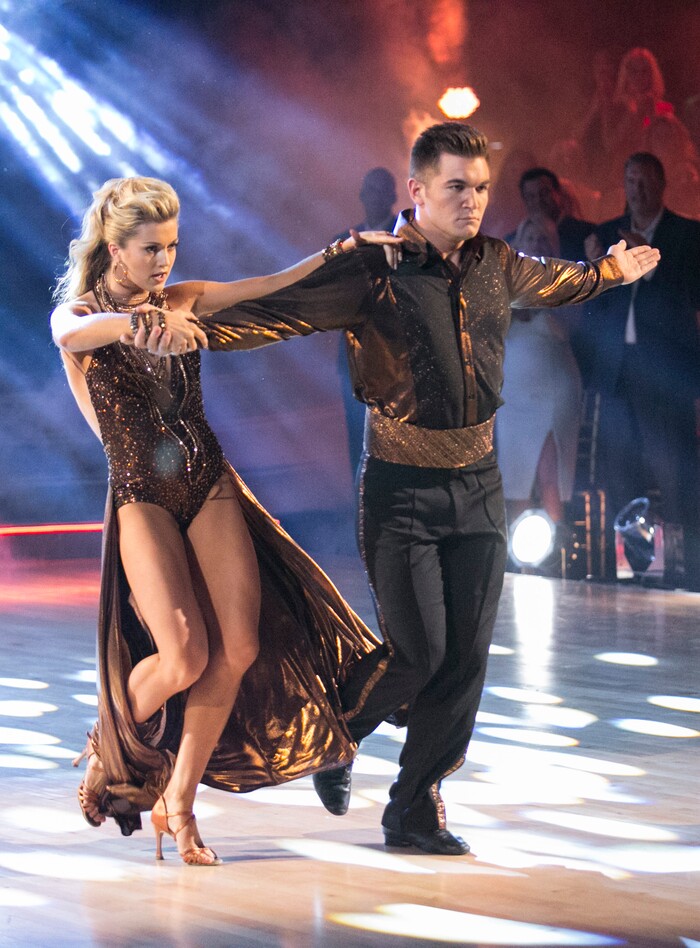 (Adam Taylor | ABC) Alek Skarlatos and Lindsay Arnold perform on a past season of "Dancing with the Stars."