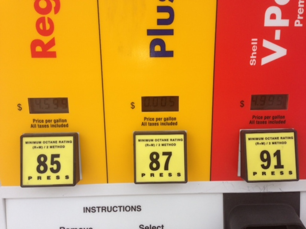 Bruce Christensen says this was the display on his pump at the Shell station in Wells, Nev., in 2013 as he tried to fill his vehicle with 87-octane fuel. He later filed complaints against the station. Photo courtesy Bruce Christensen.