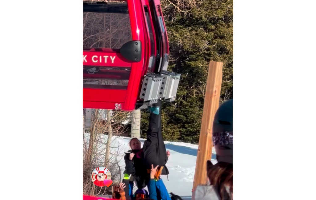 (Screenshot, via X) A skier hangs from the Red Pine Gondola at Park City Mountain’s Canyons Village on Wednesday, Dec. 31.