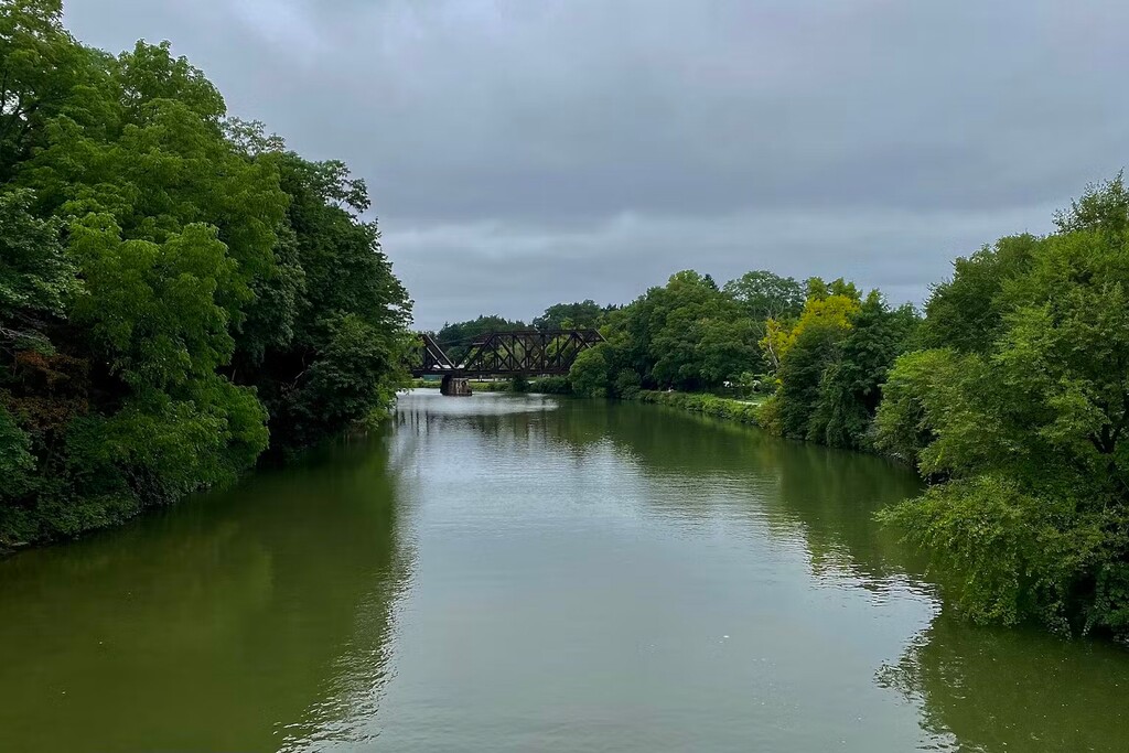 (Andre Carrotflower via Wikimedia Commons, CC BY-SA) The Erie Canal, seen here in Pittsford, N.Y., opened up western regions to trade, immigration and social change.