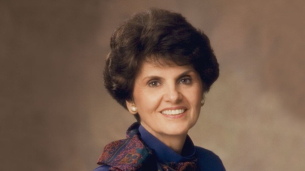 (The Church of Jesus Christ of Latter-day Saints)
Ardeth Greene Kapp served as Young Women president from 1984 to 1992.