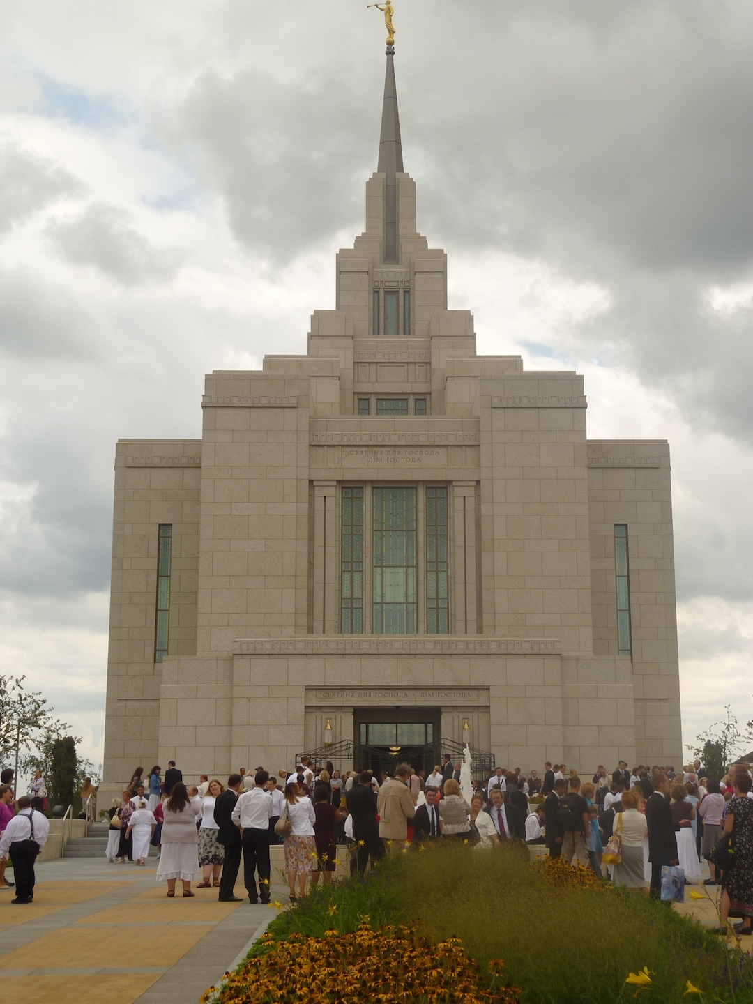 |  Courtesy Clifford BlairMormons gather for the August 2010 dedication of their temple in Kiev, Ukraine.