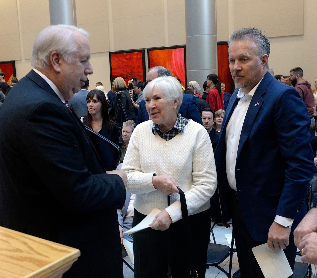 (Al Hartmann  |  The Salt Lake Tribune) 	Gordon Crabtree, CEO, University of Utah Hospitals and Clinics, left, thanks Gail and Greg Miller for a $5.3 million gift from Larry H. and Gail Miller Family Foundation to fight diabetes, called "Driving Out Diabetes:  A Larry H. Miller Wellness Initiative."