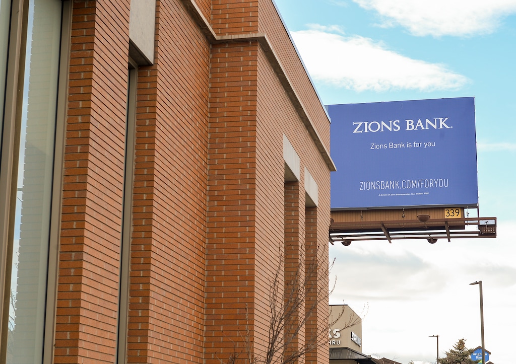 (Chris Samuels | The Salt Lake Tribune) A Zions Bank branch in Cottonwood Heights, Monday, March 13, 2023.