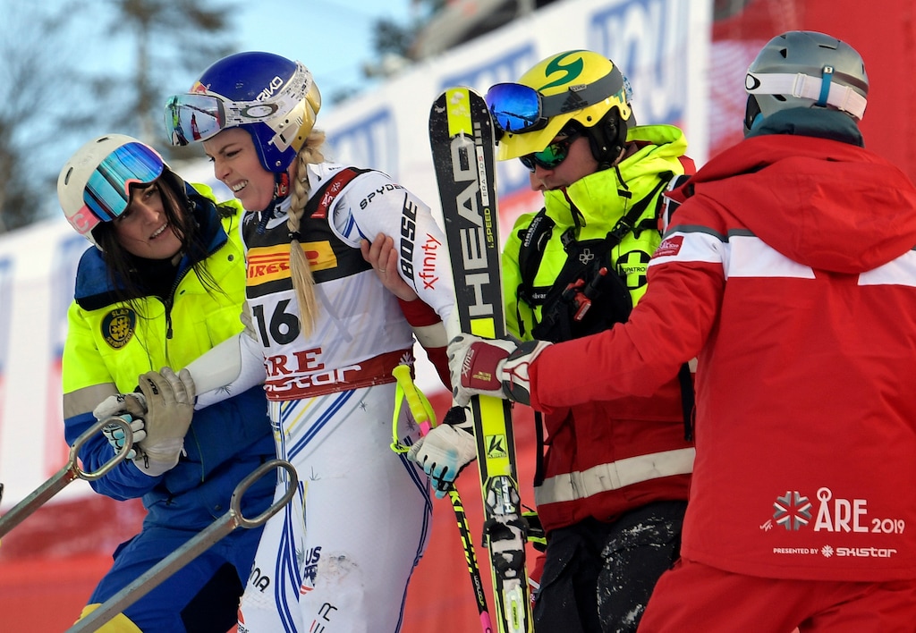 (Pontus Lundahl | TT | The Associated Press) United States' Lindsey Vonn is assisted after crashing during the women's super G at the alpine ski World Championships, in Are, Sweden, Tuesday, Feb. 5, 2019.