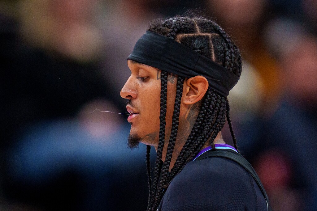 (Trent Nelson  |  The Salt Lake Tribune) Utah Jazz guard Jordan Clarkson (00) as the Utah Jazz host the Sacramento Kings, NBA basketball in Salt Lake City on Wednesday, Feb. 26, 2025.