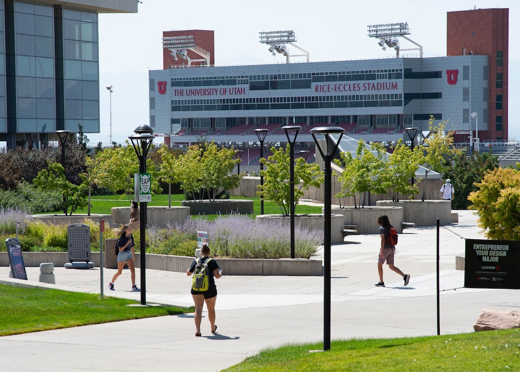 (Francisco Kjolseth  |  Tribune file photo) This Aug. 27, 2020, file photo shows a limited student population on campus as classes begin at the University of Utah due to the ongoing coronavirus pandemic. A bill moving through the Legislature would require public colleges and universities to offer 85% of their course offerings as in-person classes.