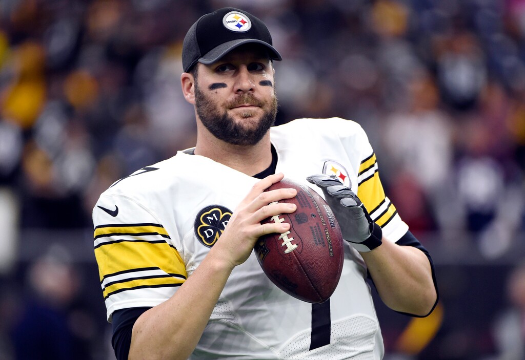 FILE - In this Monday, Dec. 25, 2017, file photo, Pittsburgh Steelers quarterback Ben Roethlisberger warms up before an NFL football game against the Houston Texans, in Houston. The Steelers averaged 29.9 points a game during the second half of the season and appear plenty comfortable when things get tight. (AP Photo/Eric Christian Smith, File)