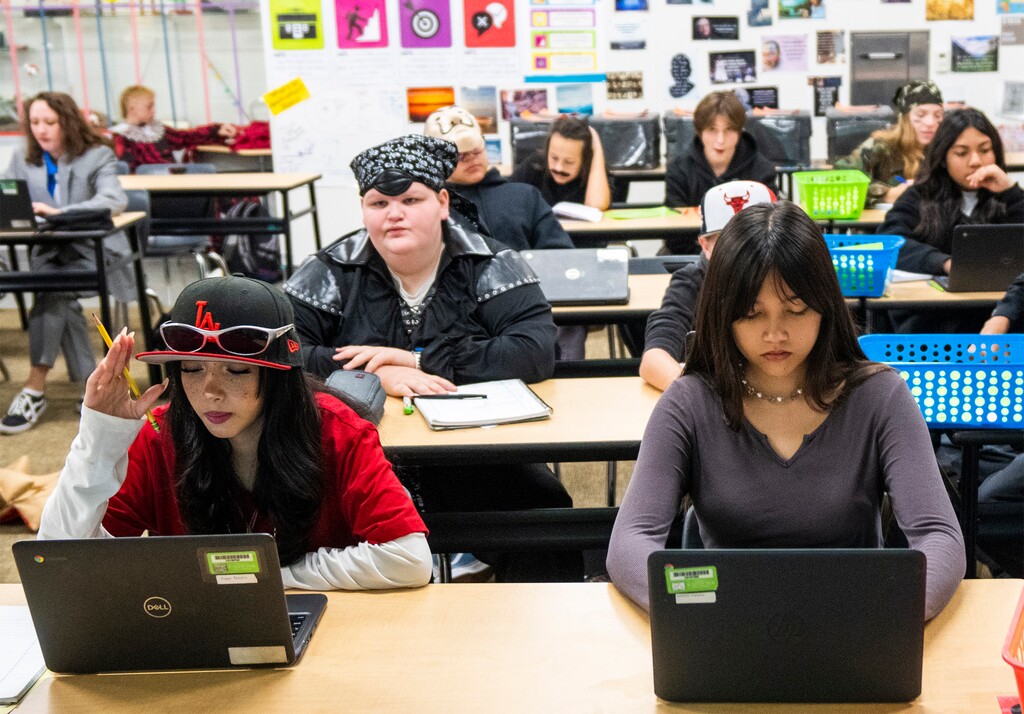 (Rick Egan | The Salt Lake Tribune) Students in class at Butler Middle School, on Tuesday, Oct. 31, 2023. A new Utah bill would require students to get parental consent before they can fill out certain “non-academic” surveys in class, which can be used to gather important public health data.