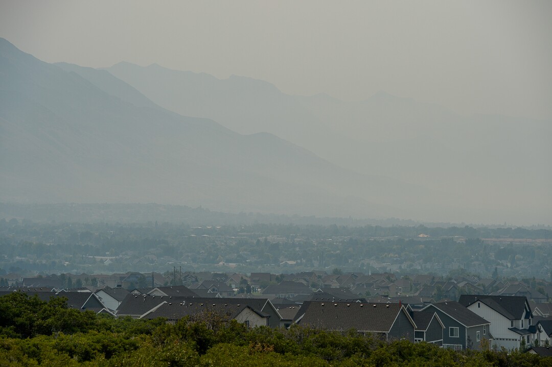 (Francisco Kjolseth  |  The Salt Lake Tribune)  Thick smoke envelops the mountains and Utah County with poor air quality as crews continue to battle the Coal Hollow fire near Highway 6 on Saturday, Aug. 11, 2018.