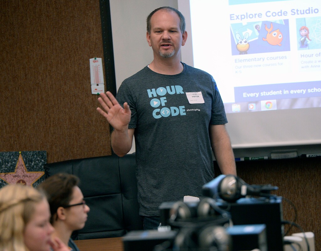 Al Hartmann | The Salt Lake Tribune
Sixth-graders at Layton Elementary School get an introduction to computer programing during the annual Pluralsight Hour of Code event Tuesday, Dec. 9. Pluralsight instructor-author Joe Eames starts the coding class.