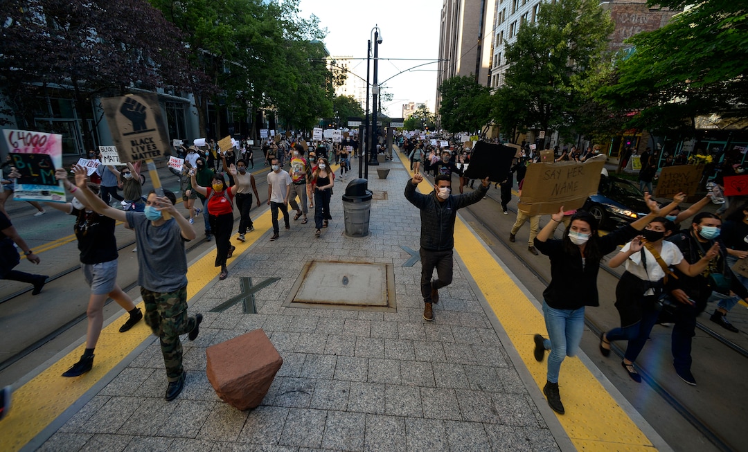 (Leah Hogsten  |  The Salt Lake Tribune) The Party for Socialism and Liberation Salt Lake joined Salt Lake Equal Rights Movement at the Wallace Bennett Federal Building in solidarity with the Black Lives Matter movement, June 9, 2020. 