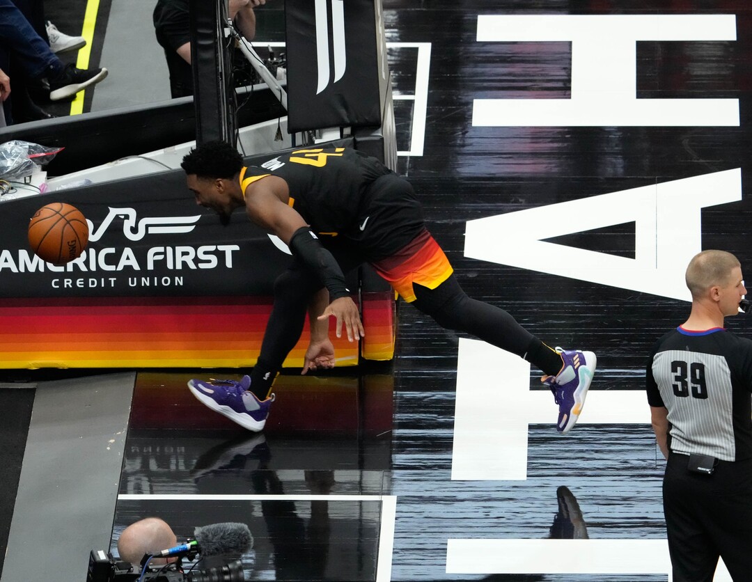 (Francisco Kjolseth | The Salt Lake Tribune) Utah Jazz guard Donovan Mitchell (45) chases down a ball in the first half of Game 5 of an NBA basketball first-round playoff series Wednesday, June 2, 2021, in Salt Lake City, UT.
