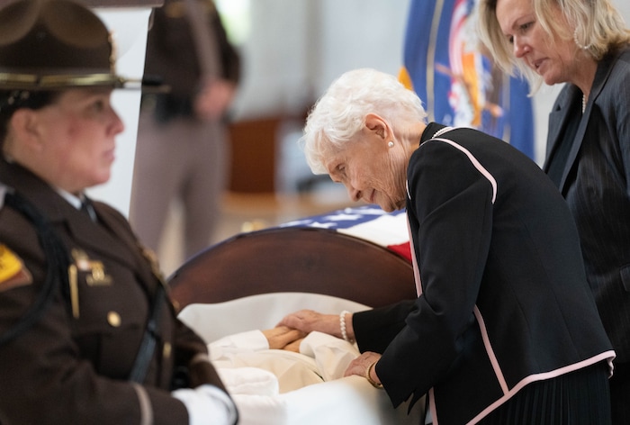 (Francisco Kjolseth | The Salt Lake Tribune) Elaine Hatch, alongside her daughter Alysa Whitlock, visits with her husband, former U.S. Sen. Orrin Hatch at the Utah Capitol on Wednesday, May 4, 2022.
