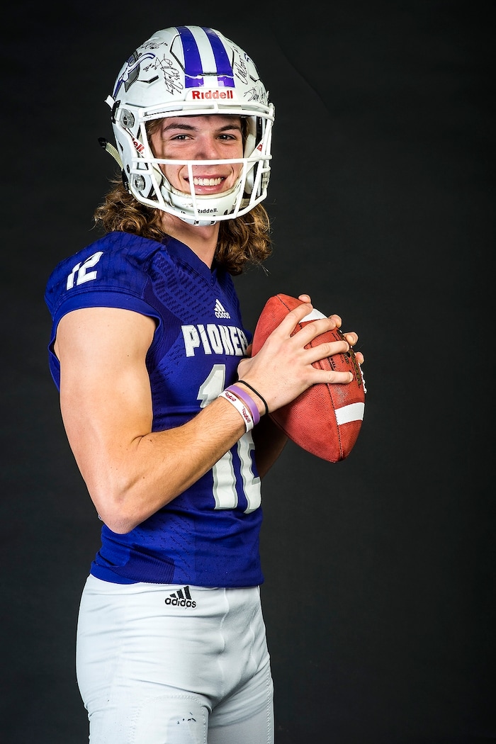 (Chris Detrick | The Salt Lake Tribune) Lehi's Cammon Cooper poses for a portrait Wednesday, December 13, 2017.