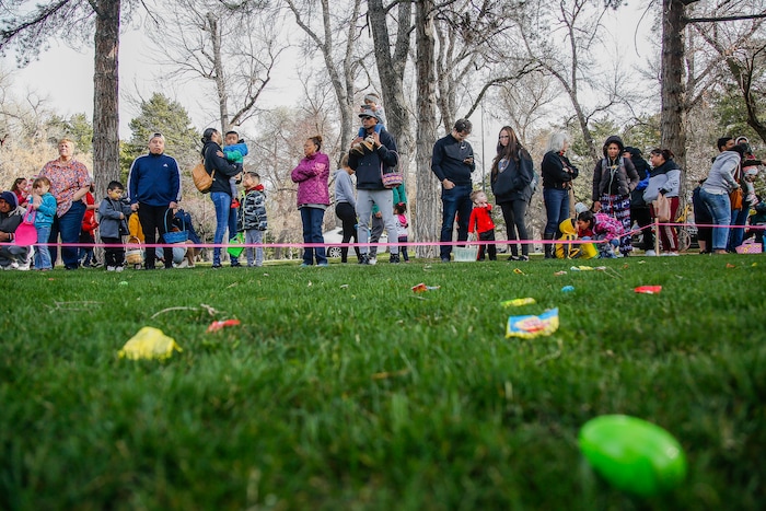 (Nicole Boliaux | For The Tribune) Children and their families wait for the stroke of 9 o'clock to begin the annual Easter egg hunt put on by A Kid's Place Dentistry in Liberty Park in Salt Lake City on Saturday, March 31, 2018.