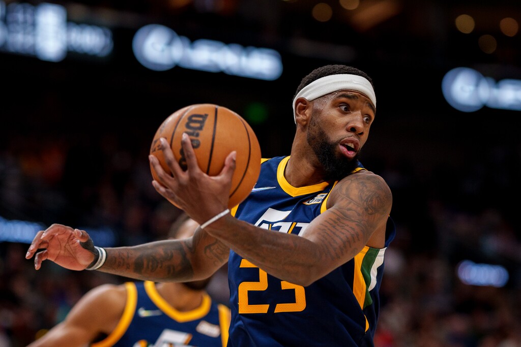 (Trent Nelson  |  The Salt Lake Tribune) Utah Jazz forward Royce O'Neale (23) as the Utah Jazz host the Memphis Grizzlies, NBA basketball in Salt Lake City on Tuesday, April 5, 2022.
