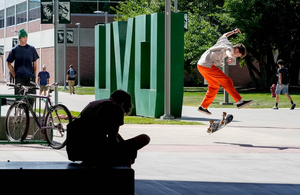 (Francisco Kjolseth | The Salt Lake Tribune) Students at Utah Valley University on Aug. 25, 2022. The Orem school is the first in the state to rename is campus diversity center in line with HB261 that passed during the 2024 legislative session.