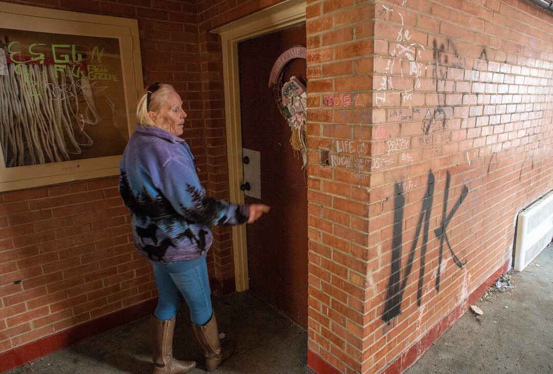 (Rick Egan  |  The Salt Lake Tribune)    Thersea, talks about the problems she faced in the Georgia apartments before she was evicted. Tenants of the Georgia Apartments in South Salt Lake, got notice yesterday, that the Salt Lake City Fire Department "red tagged" the apartment complex, giving tenants 72 hours to vacate their apartments. Tuesday, Feb. 12, 2019.