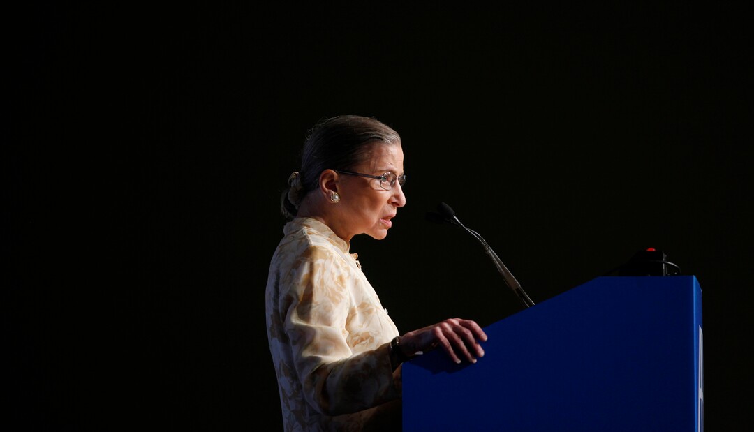 Supreme Court Justice Ruth Bader Ginsburg speaks to the American Bar Association House of Delegates after receiving the ABA Medal in San Francisco, Monday, Aug. 9, 2010. (AP Photo/Jeff Chiu)