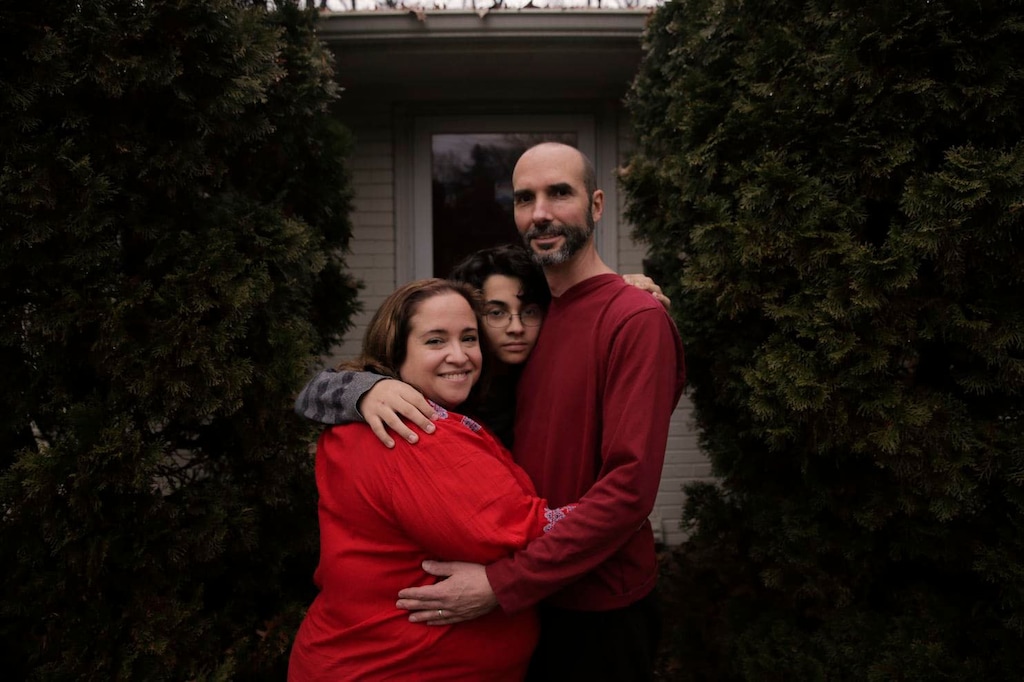 (Luis Velarde |The Washington Post) Sinsi Hernández-Cancio with her husband, William Martín, and son, Líam Martín-Hernández, at their home in northern Virginia. Hernández-Cancio survived a challenging pregnancy. The U.S. has a higher rate of pregnancy related deaths than any other developed nation.