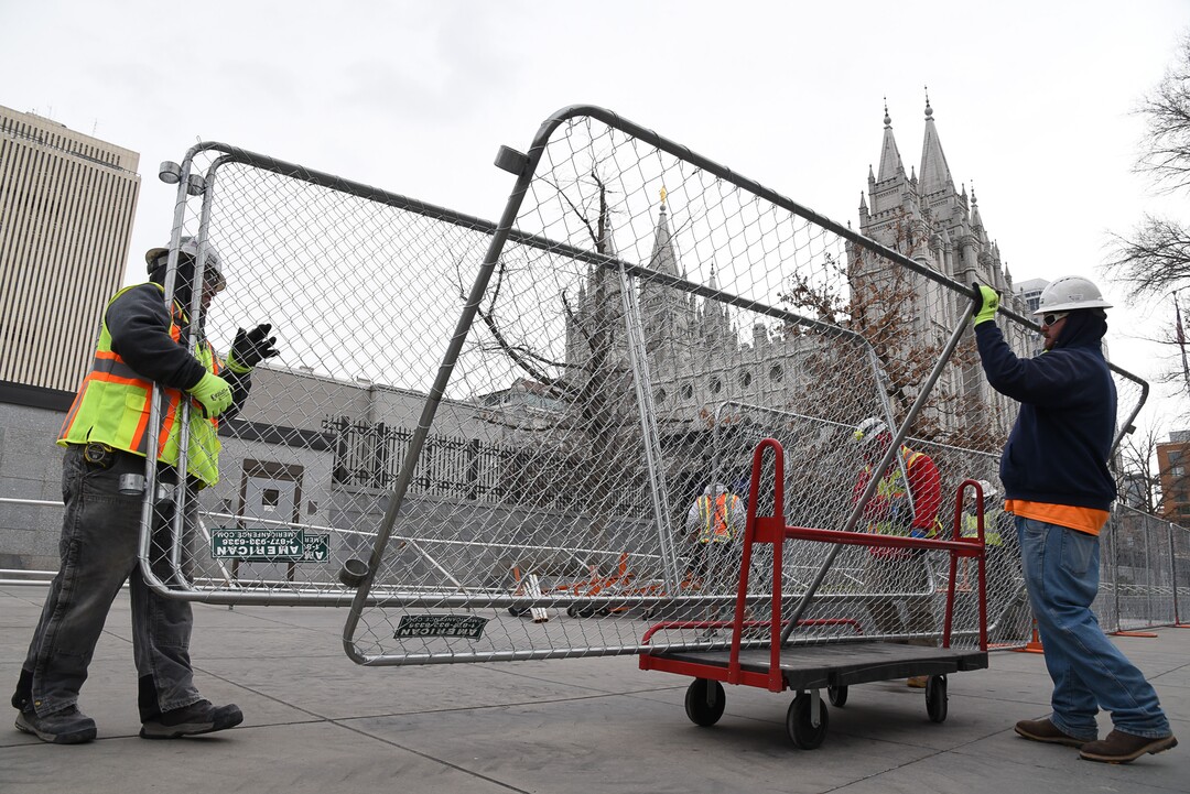 (Francisco Kjolseth  |  The Salt Lake Tribune)  Crews begin to prepare the grounds for the 4-year renovation of the Salt Lake Temple and Temple Square on Thursday, Jan. 2, 2020.