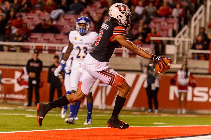 (Trent Nelson | The Salt Lake Tribune) Utah Utes wide receiver Darren Carrington II (9) scores a touchdown as the Utah Utes host the San Jose State Spartans, NCAA football at Rice-Eccles Stadium in Salt Lake City, Saturday September 16, 2017.