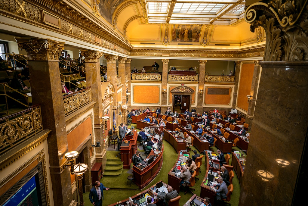 (Trent Nelson  |  The Salt Lake Tribune) Lawmakers in the House Chamber the state Capitol in Salt Lake City on Tuesday, March 2, 2021.