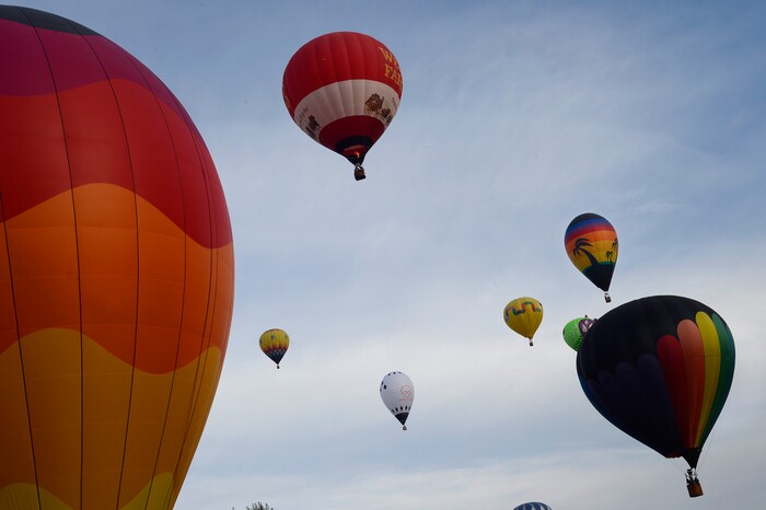 (Scott Sommerdorf | The Salt Lake Tribune)
Balloons launch at the 4th annual Autumn Aloft Hot Air Balloon Festival in Park City, Sunday, September 17, 2017.