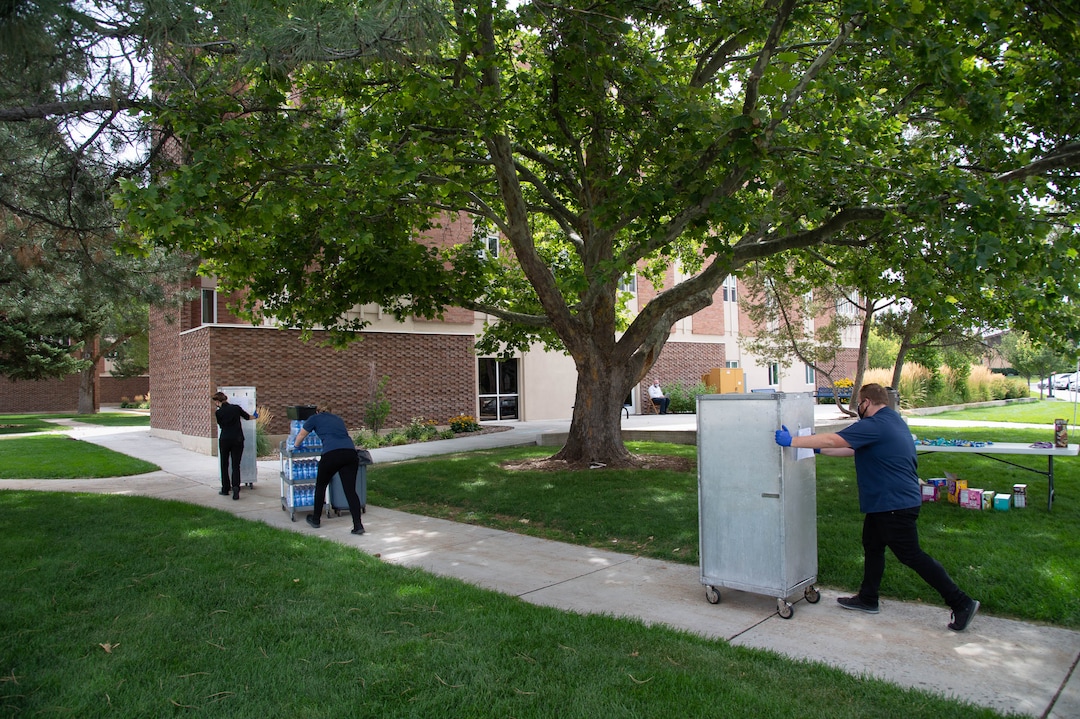 (Francisco Kjolseth  |  The Salt Lake Tribune) Bag lunches are delivered to four Utah State University dormitories on Monday, August 0831, 2020, where 287 residents were asked to  quarantine after elevated levels of COVID-19 were found in wastewater samples.