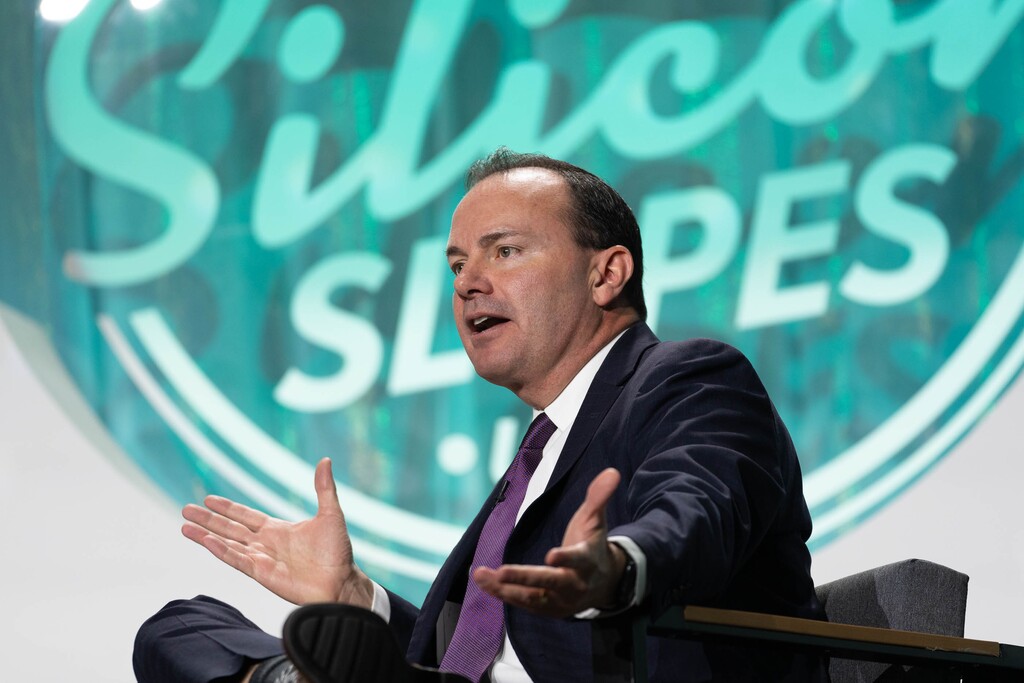 (Francisco Kjolseth | The Salt Lake Tribune) Utah Sen. Mike Lee is plotting to force a government shutdown to block the Biden administration's vaccine mandate for private businesses.
