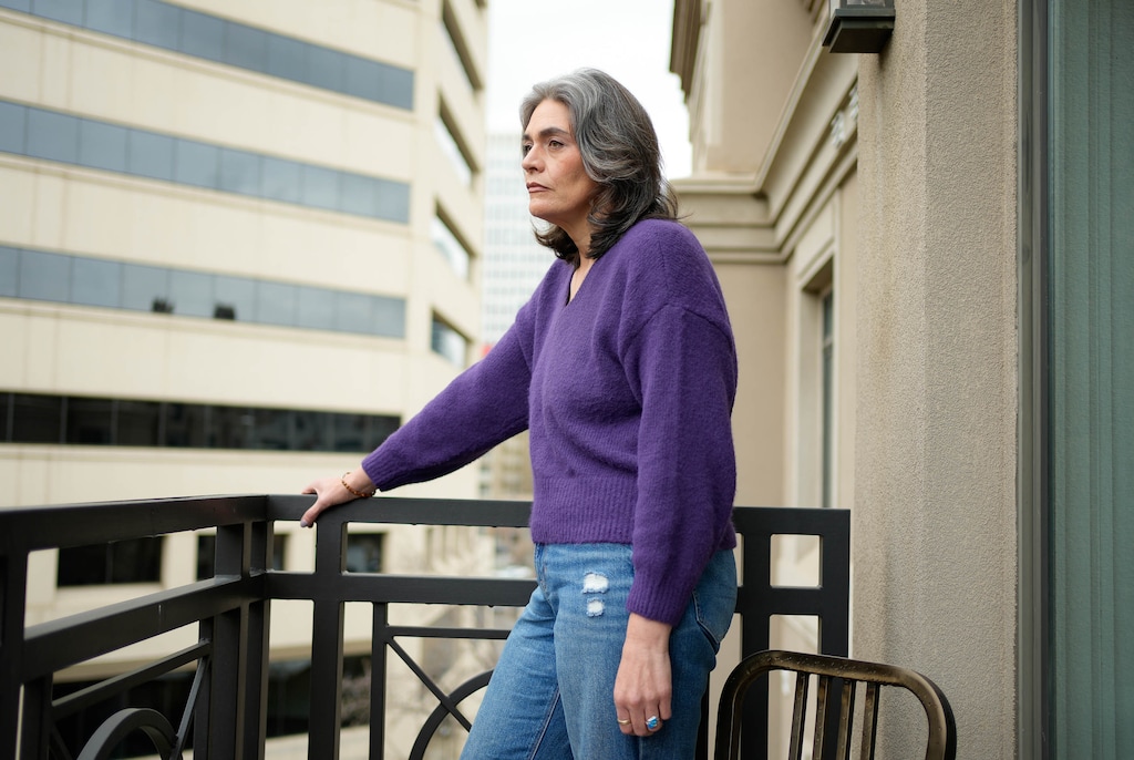 (Francisco Kjolseth | The Salt Lake Tribune) Mia Chard poses for a portrait following an interview about her experience with former Utah therapist, Maurice Harker, in Salt Lake City on Tuesday, March 3, 2026. Chard accused Harker of violently assaulting her during therapy sessions to “rid her of demons,” and he has since pleaded no contest to misdemeanor charges of unlawful detention and reckless endangerment.