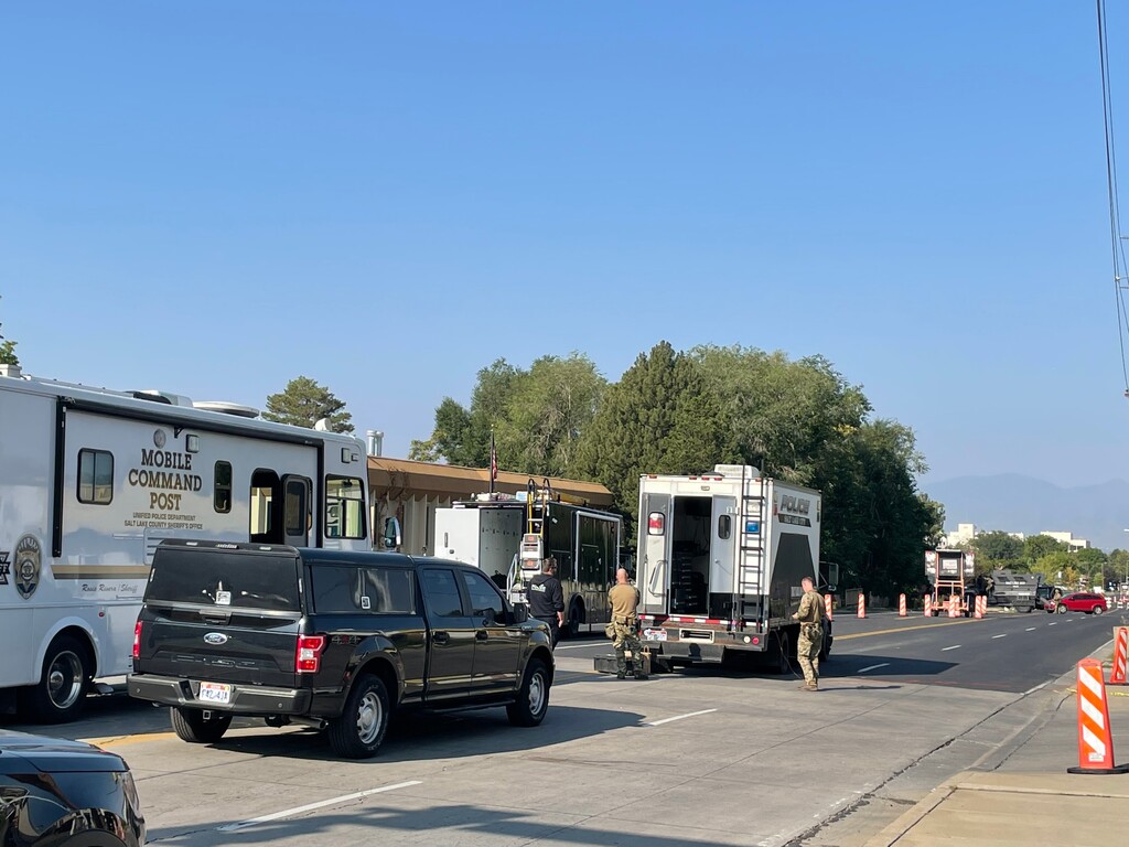 (Matt Canham | The Salt Lake Tribune) Police shut down 3900 South in Millcreek due to a standoff Saturday.