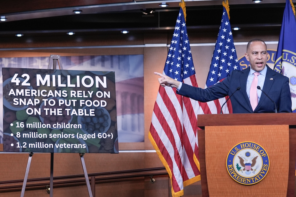 House Minority Leader Hakeem Jeffries, D-N.Y., speaks during a news conference at the Capitol, Tuesday, Oct. 28, 2025, in Washington. (AP Photo/Mariam Zuhaib)