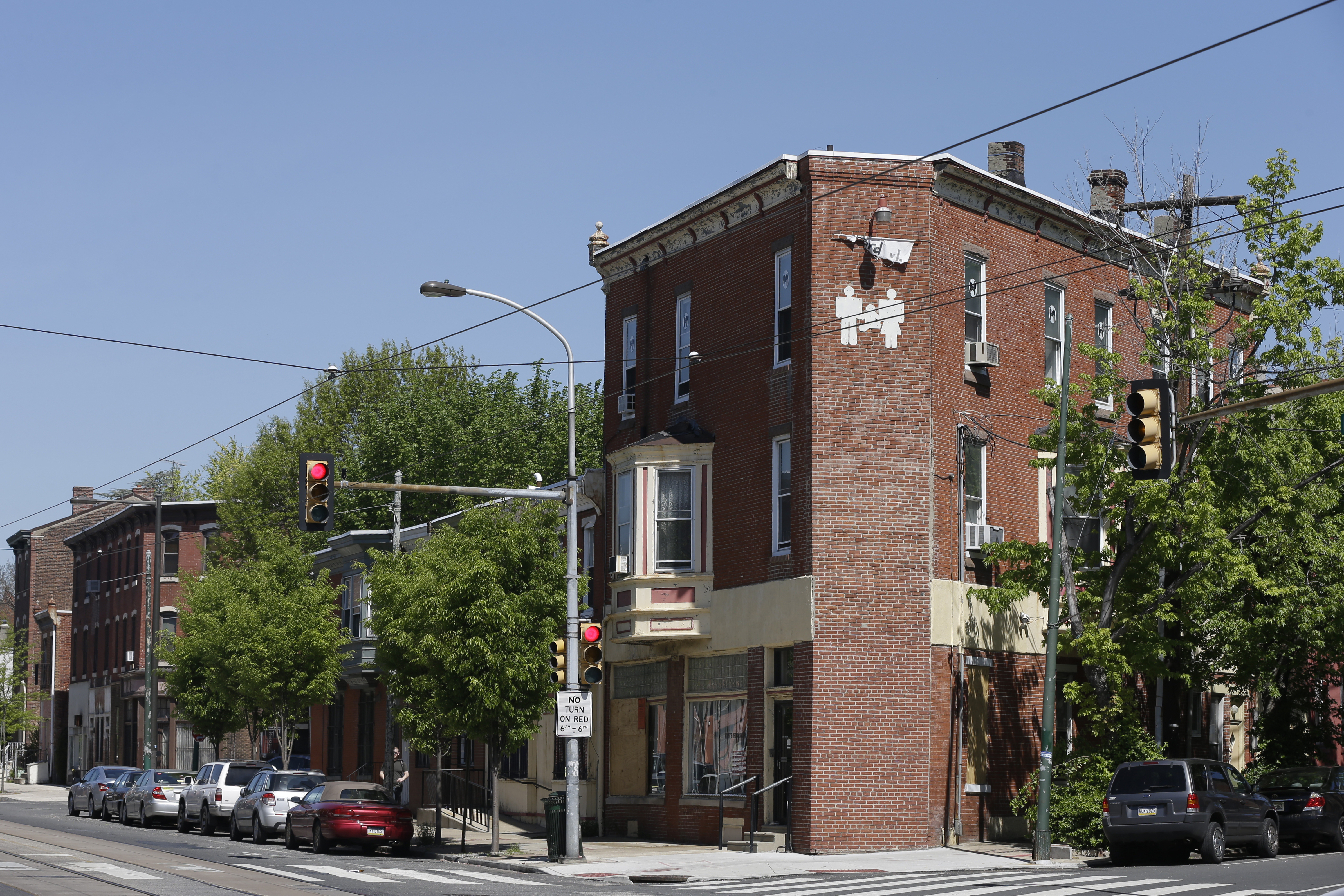 FILE - This May 1, 2013, file photo, shows Dr. Kermit Gosnell's former facility the Women's Medical Society in Philadelphia. Philadelphia wants to auction off the site of the former abortion clinic where imprisoned Gosnell performed illegal late-term abortions. (AP Photo/Matt Rourke, File)