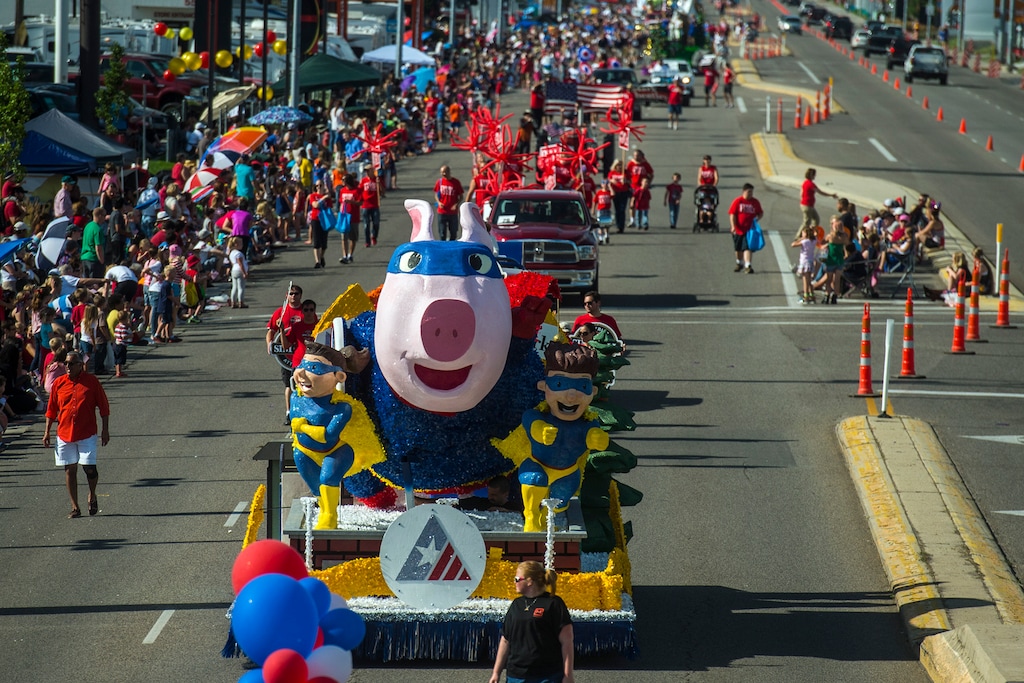 (The Salt Lake Tribune file photo) The Bank of American Fork float in the Murray 2014 Fun Days Parade along State Street on July 4, 2014.