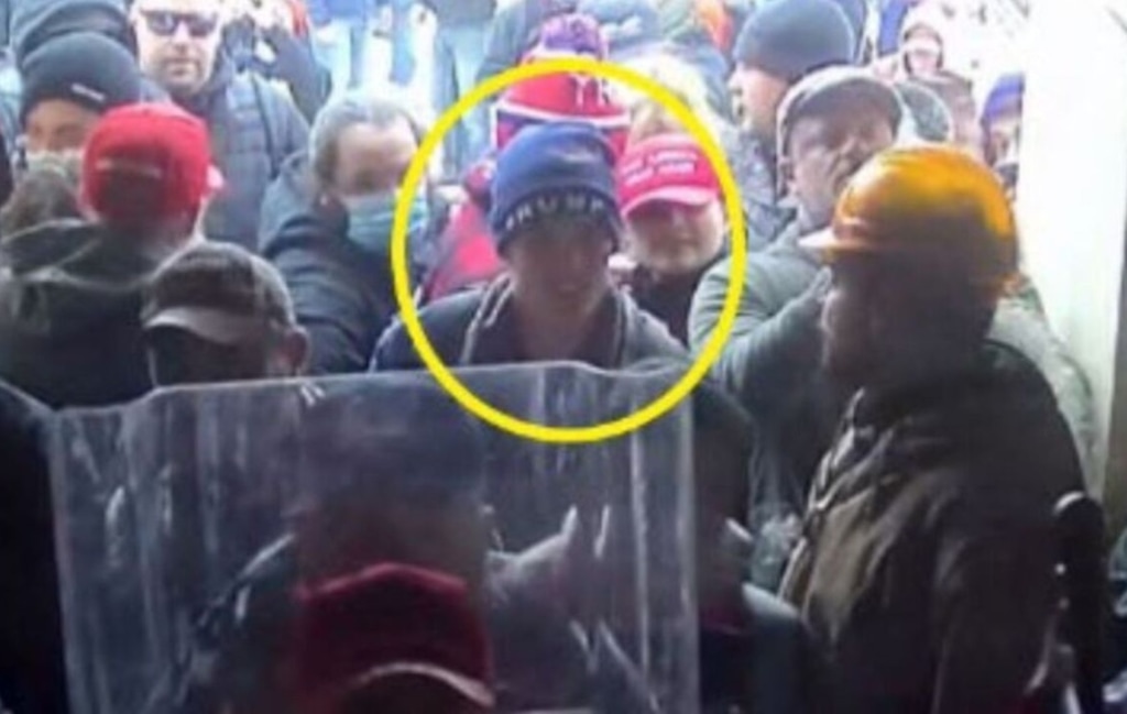 (U.S. Department of Justice) Zach Rash at the U.S. Capitol on Jan. 6, 2021. Prosecutors say he used a stun gun against authorities during the U.S. Capitol riot.
