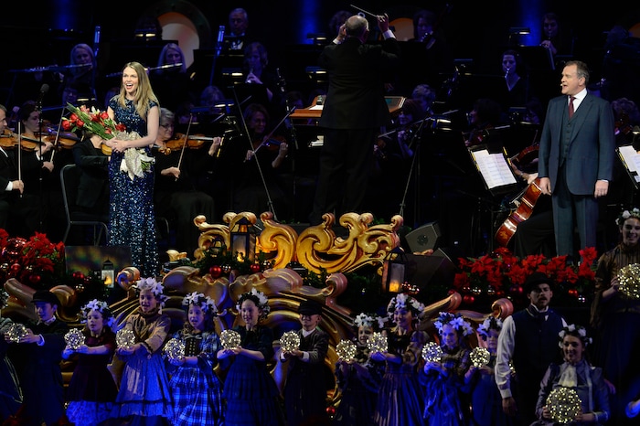 (Francisco Kjolseth  |  The Salt Lake Tribune)  The Mormon Tabernacle Choir Christmas extravaganza kicks off with Broadway star Sutton Foster and "Downton Abbey's" Hugh Bonneville at the Conference Center on Thursday, Dec. 14, 2017.