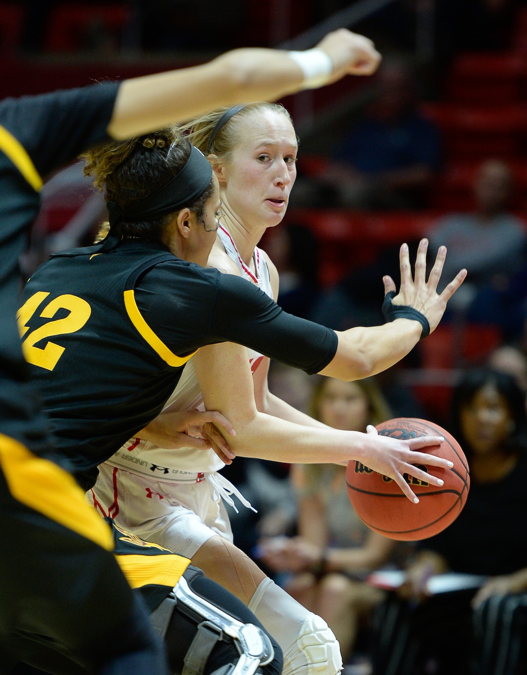 (Francisco Kjolseth  |  The Salt Lake Tribune)  Utah Utes guard Dru Gylten (10) faces the ASU defense in Utes' Pac-12 home opener at the Jon M Huntsman Center on Friday, Jan. 4, 2019.