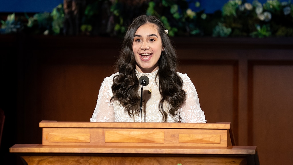 (The Church of Jesus Christ of Latter-day Saints)
Laudy Ruth Kaouk, 17, of Provo, speaks at General Conference on April 4, 2020.