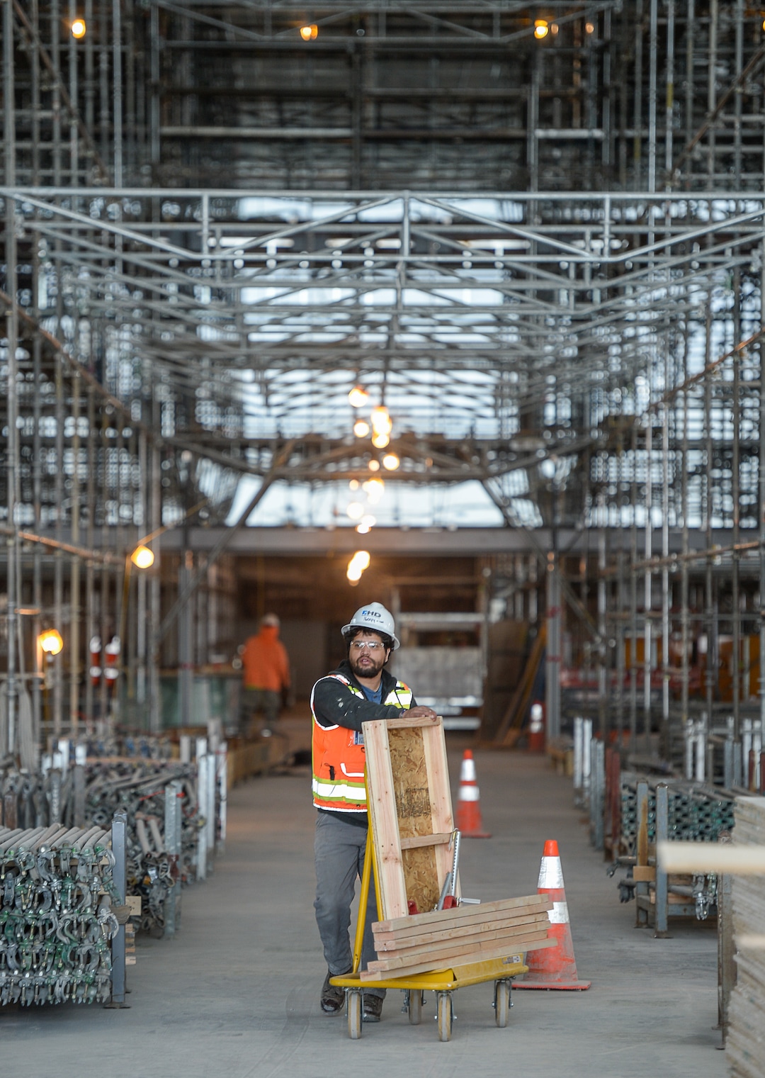 (Francisco Kjolseth  |  The Salt Lake Tribune)  Crews work in Concourse A as Salt Lake City International Airport announces food concessionaires for the first phase of the new expanded airport during a tour on Wed. Feb. 20, 2019.