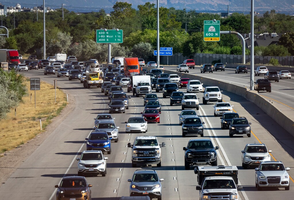 (Rick Egan | The Salt Lake Tribune) Rush hour traffic on I-15 on Thursday, July 31, 2025.