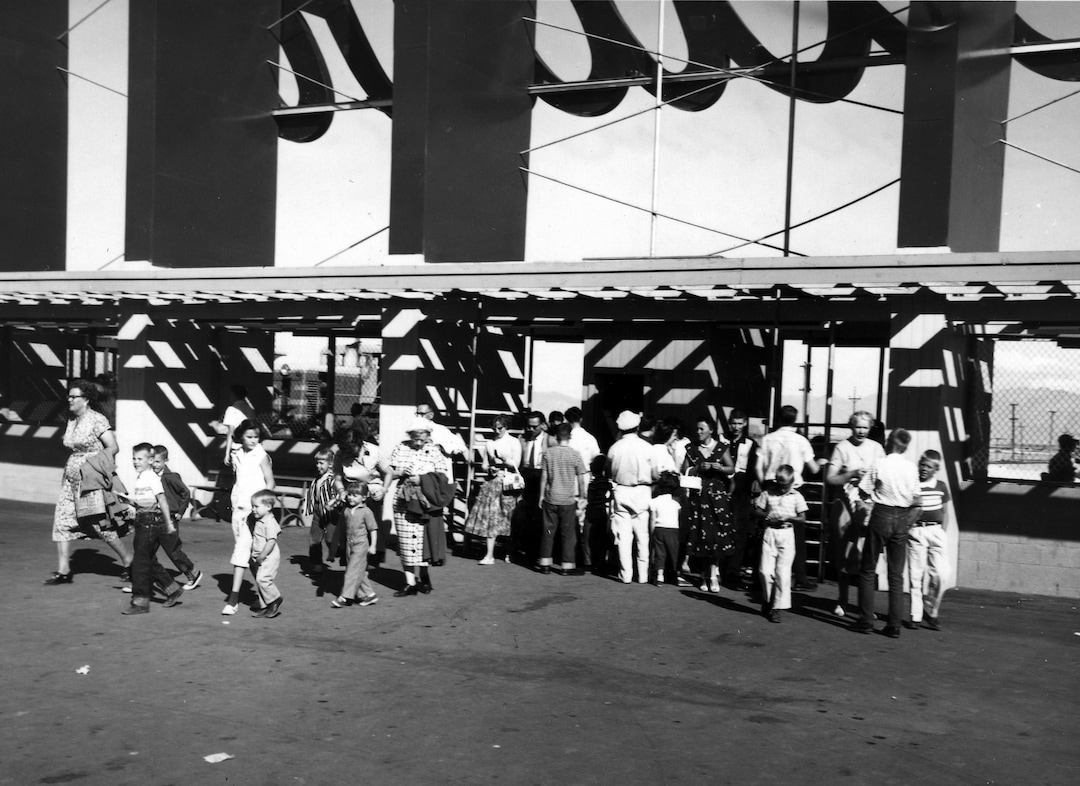 (Utah State Historical Society) The Saltair II boardwalk in 1957.