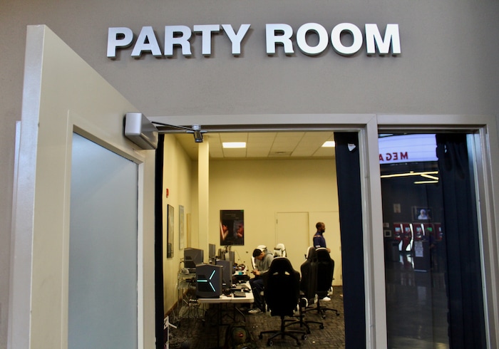 (Christopher Kamrani | The Salt Lake Tribune) The Jazz Gaming team practices in the "Party Room" inside the Valley Fair Mall in West Valley City on Thursday, May 17, 2018.