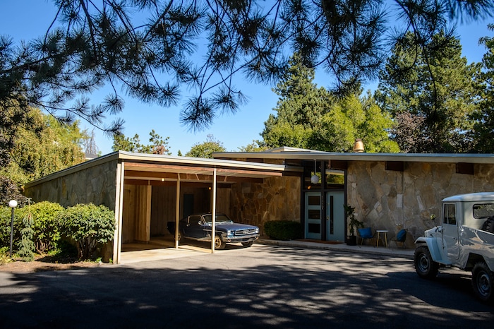 (Trent Nelson  |  The Salt Lake Tribune)  Jason & Courtney Hawks' home is part of the 2019 Salt Lake Modern Homes Tour, taking place in Holladay on Oct. 5. Preservation Utah is featuring 5 mid-century modern homes that were built in 1955 by architect Stephen Macdonald. The home was photographed on Thursday Sept. 26, 2019.