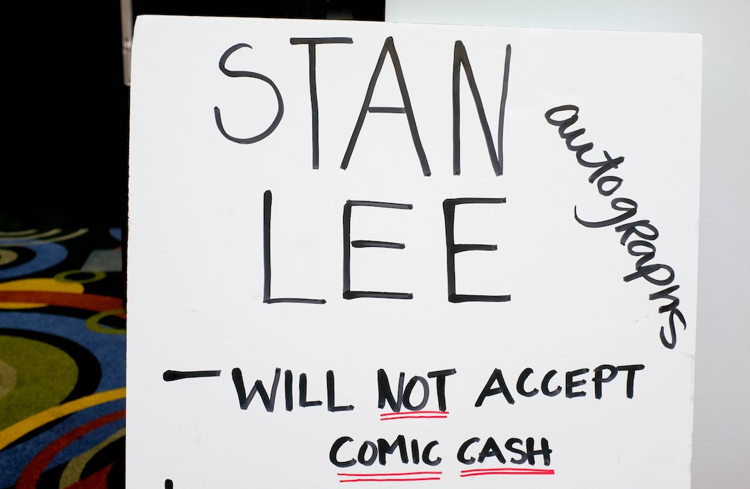 Trent Nelson  |  The Salt Lake TribuneA sign with information on Stan Lee's autograph process at Salt Lake Comic Con in Salt Lake City Saturday, September 7, 2013.
