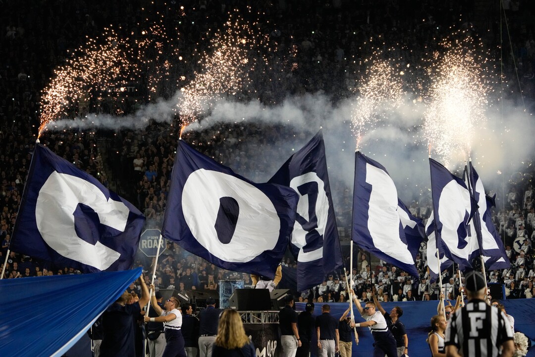 (Francisco Kjolseth | The Salt Lake Tribune) BYU celebrates during the Brigham Young Cougars game against South Florida Bulls at LaVell Edwards Stadium in Provo, Saturday, Sept. 25, 2021.