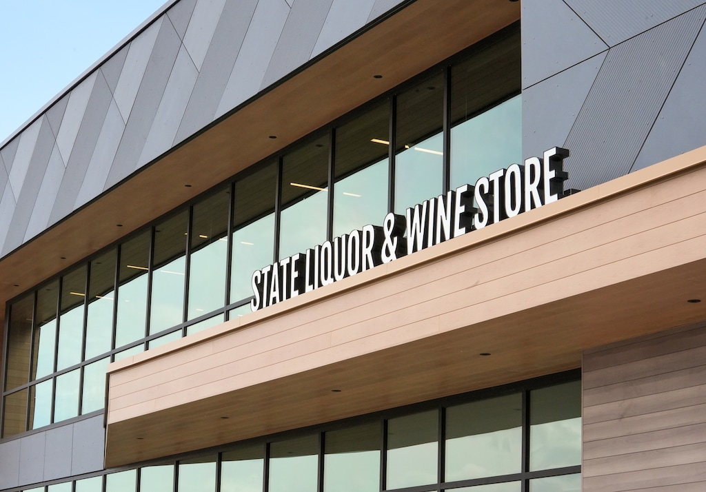 (Chris Samuels | The Salt Lake Tribune) The entrance to a state liquor store on Foothill Drive in Salt Lake City, Monday, March 31, 2025.