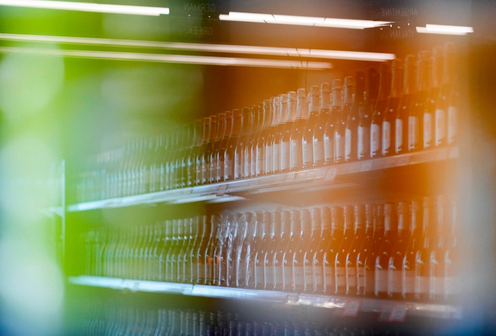 (Francisco Kjolseth | The Salt Lake Tribune) The Utah Department of Alcoholic Beverage Services has launched an online system for handling license and permit applications and renewals, for the 4,363 businesses in Utah that sell alcohol.