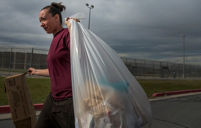 (Leah Hogsten  |  The Salt Lake Tribune) ÒMost of us want to change, and what we are trying to do here is find a way to change," said Shacoy Saunders, one of eight women working at Serving Time Cafe who get to leave the prison to work as short order cooks and bakers. 
Every Monday through Friday, a half-dozen or so Level 4 inmates file out of the Olympus Facility at the Utah State Prison to cook, bake and serve the public at the Serving Time Caf. The operation is part of Utah Department of Corrections Industries (UCI) and is aimed at helping inmates return to society.